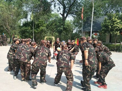 長(zhǎng)城科工貿(mào)團(tuán)隊(duì)拓展訓(xùn)練