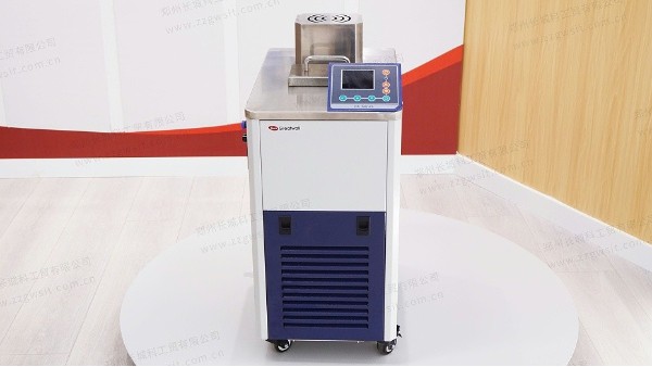 恒溫循環(huán)器HX-2505G:創(chuàng)新實驗室的新選擇